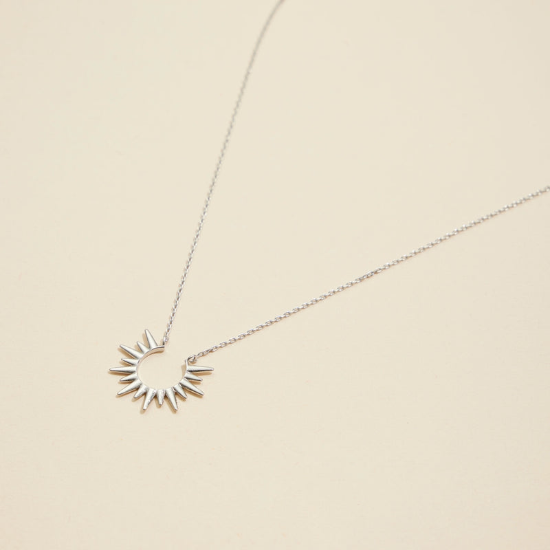 Sunburst Charm Gold Dip Short Necklace