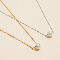 18K Classic Small Pearl Pendant Necklace