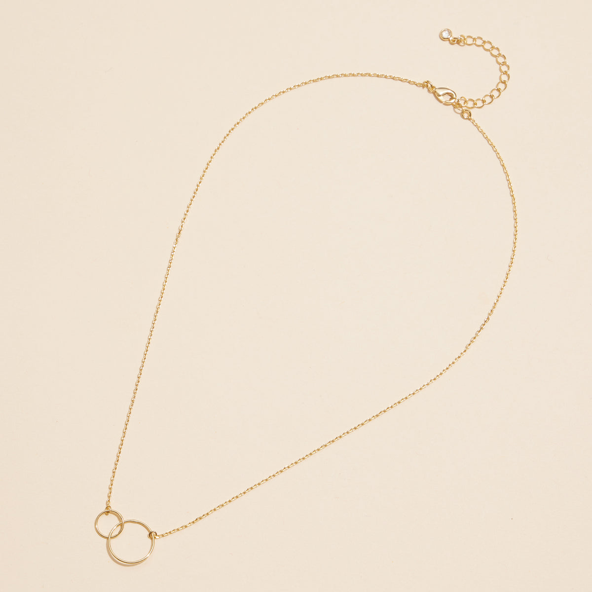 18K Double Circle Pendant Necklace