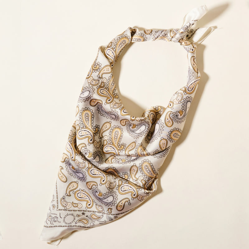 Classic Paisley Silk-Feel Scarf – Timeless & Elegant Soft Polyester Bandana