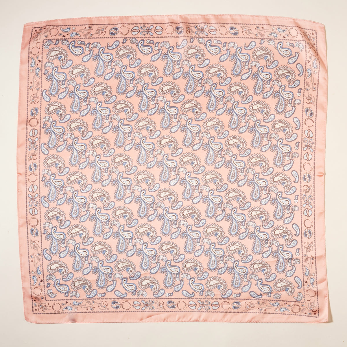 Classic Paisley Silk-Feel Scarf – Timeless & Elegant Soft Polyester Bandana