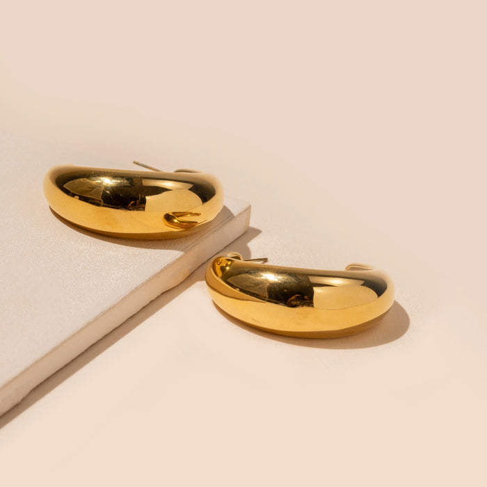 Shiny Hollow 18K Gold Plated Stainless Steel Earrings