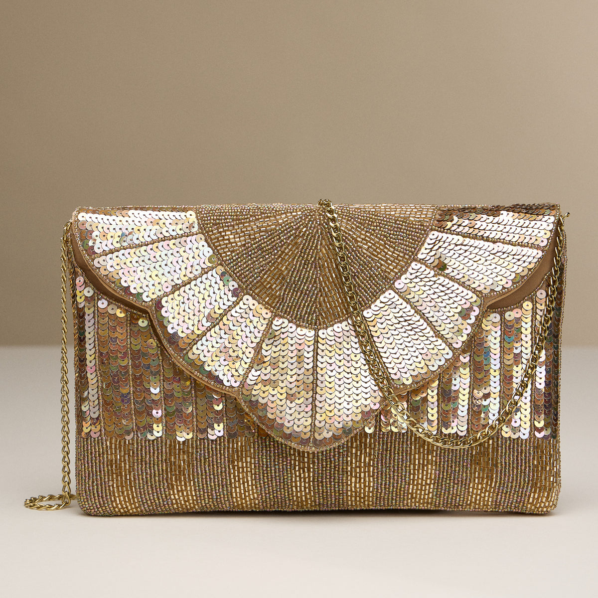 Gold Sequin Beaded Clutch – Glamorous Evening Bag with Fringe & Chain Strap