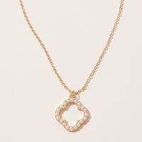 Clover Pearl Paved Necklace