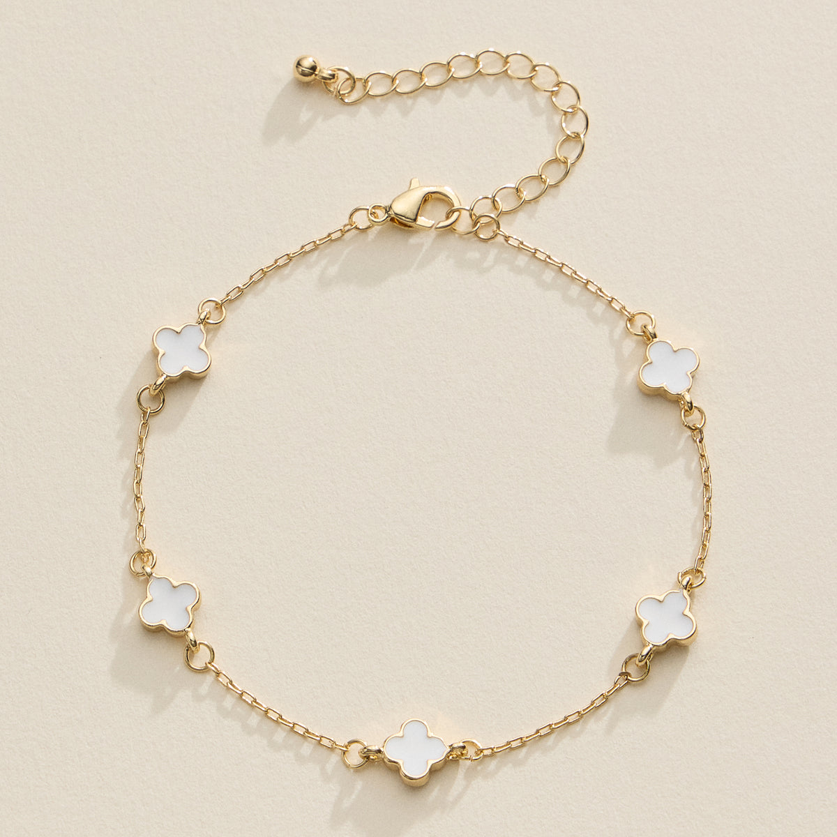 Gold Clover Charm Bracelet – Elegant Dainty Chain with Enamel Accents