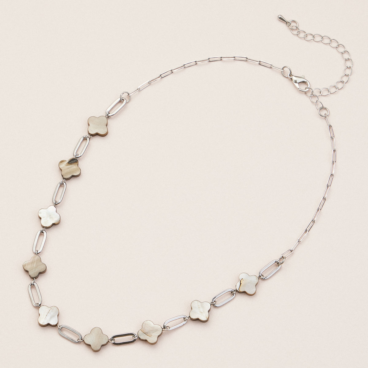 Mother of Pearl Clover Necklace – Elegant Gold Chain Link Necklace with Natural Shell Accents