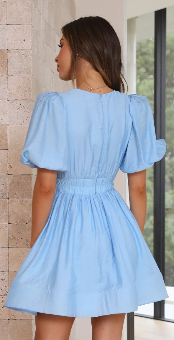 Summer Sweet Deep V Plunge Waist Slimming Pleated Puff Sleeve Dress