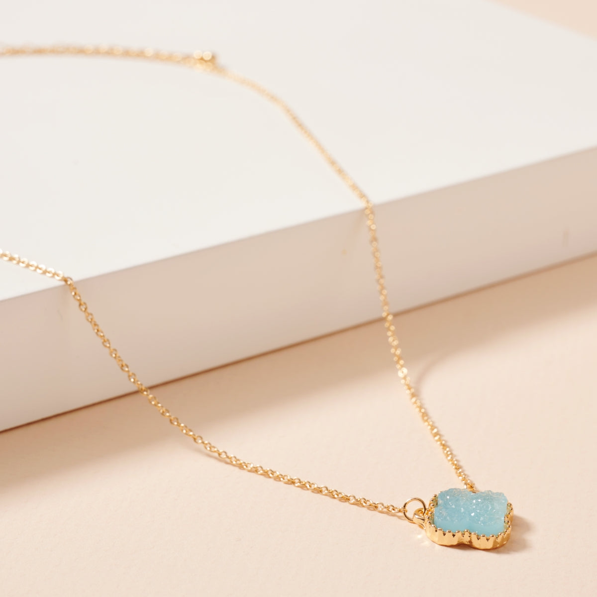 Clover Charm Druzy Stone Short Necklace